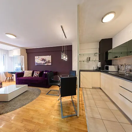 Plan Deluxe - Romantic Excape With Whirpool Tub Nis, Centar, Free Parking *