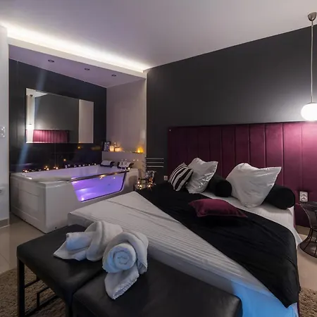 Plan Deluxe - Romantic Excape With Whirpool Tub Nis, Centar, Free Parking * Ni