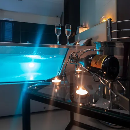 Plan Deluxe - Romantic Excape With Whirpool Tub Nis, Centar, Free Parking * Ni