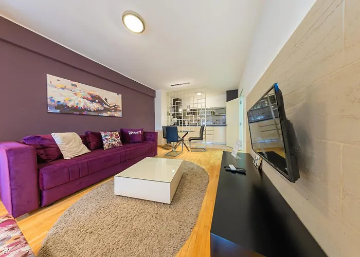 Plan Deluxe - Romantic Excape With Whirpool Tub Nis, Centar, Free Parking شقة *